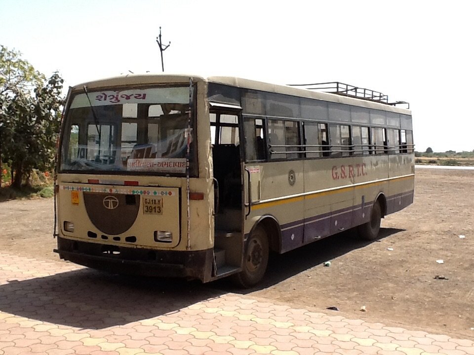Autobus z Palitana do Ahmadabad, Indie