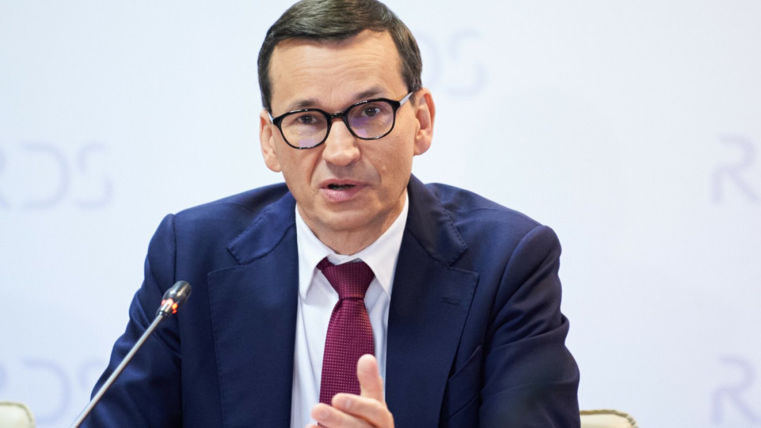 Mateusz Morawiecki poinformował o podwyższonej gotowości sił zbrojnych.