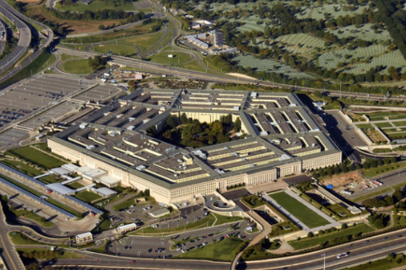 Politycy stwierdzili na spotkaniu w Kapitolu, że UFO może zagrozić bezpieczeństwu USA