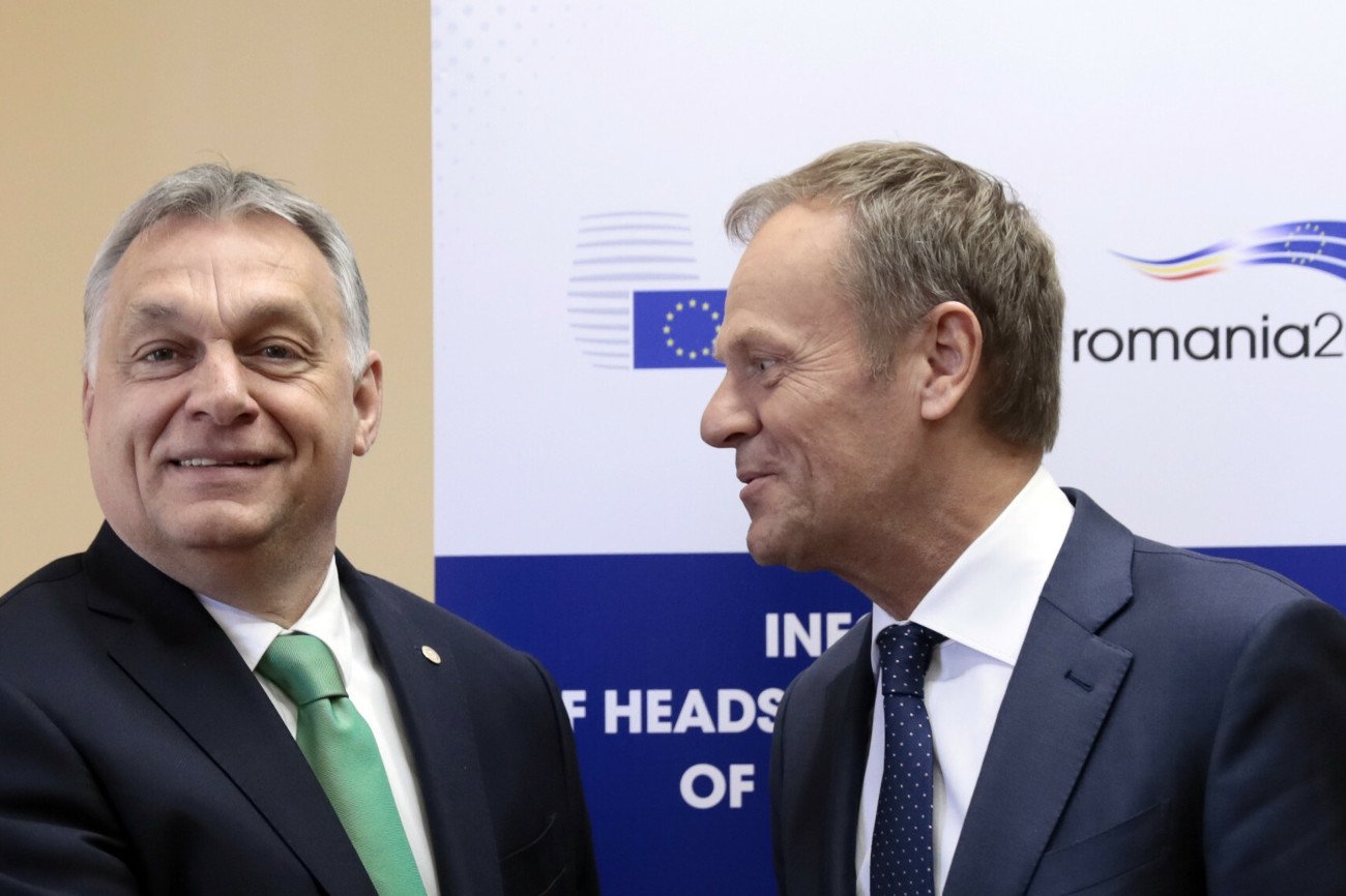 Donald Tusk ogłosił decyzję ws. CPK. Okazuje się, że na Węgrzech też ma być rozbudowane lotnisko w Budapeszcie.