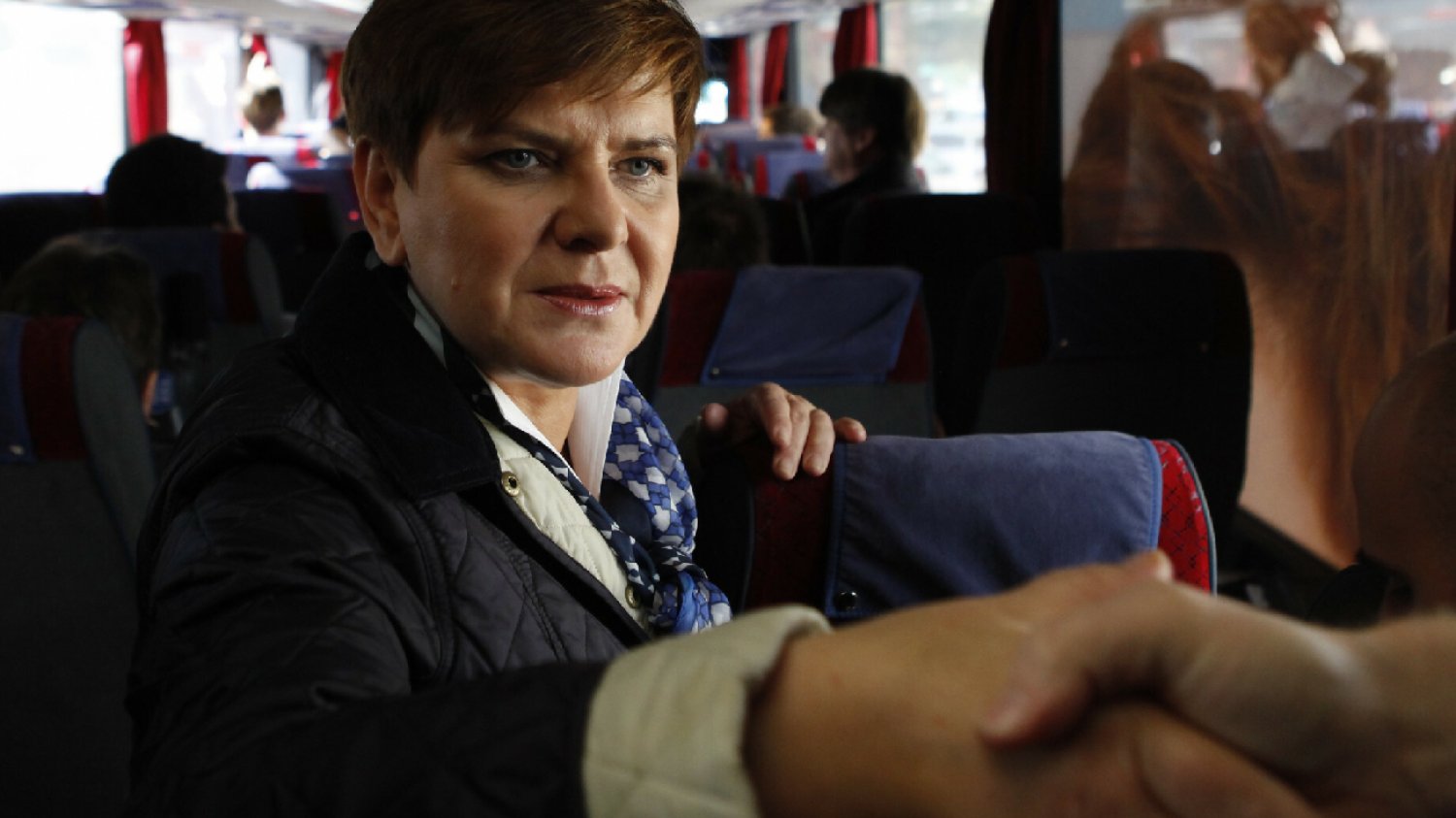 "Radzę się zastanowić", Beata Szydło odpowiada TVN