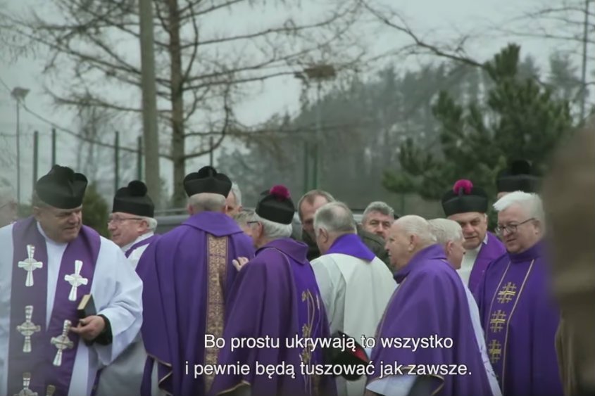 Stacja TVN pokaże film Tylko nie mów nikomu  w piątek 17 maja o godz. 23.