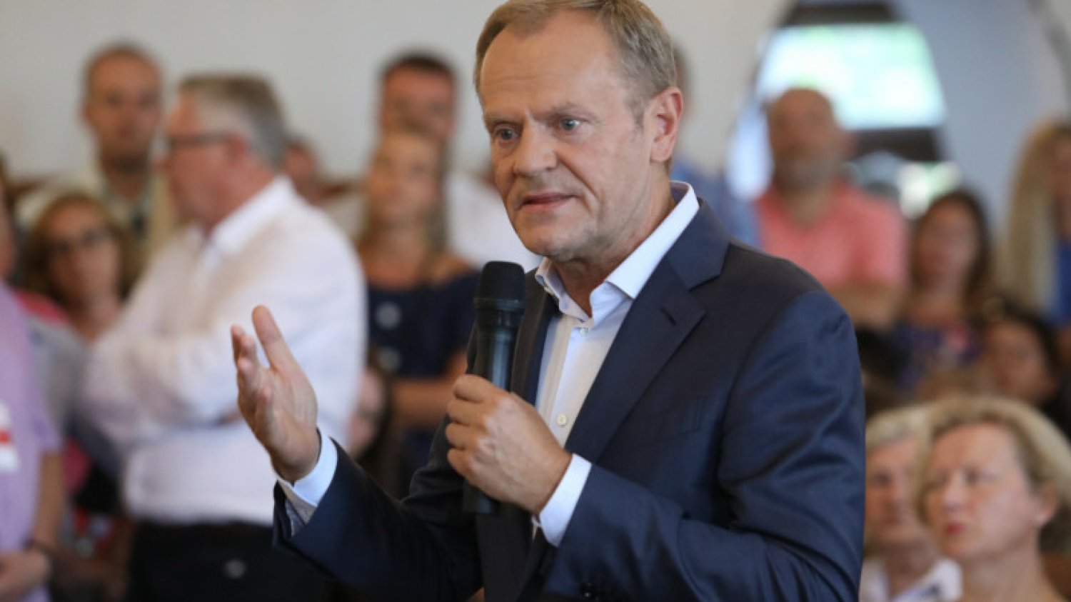 Donald Tusk ostro o podręczniku do HiT. "Dla PiS nie ma granic łajdactwa"