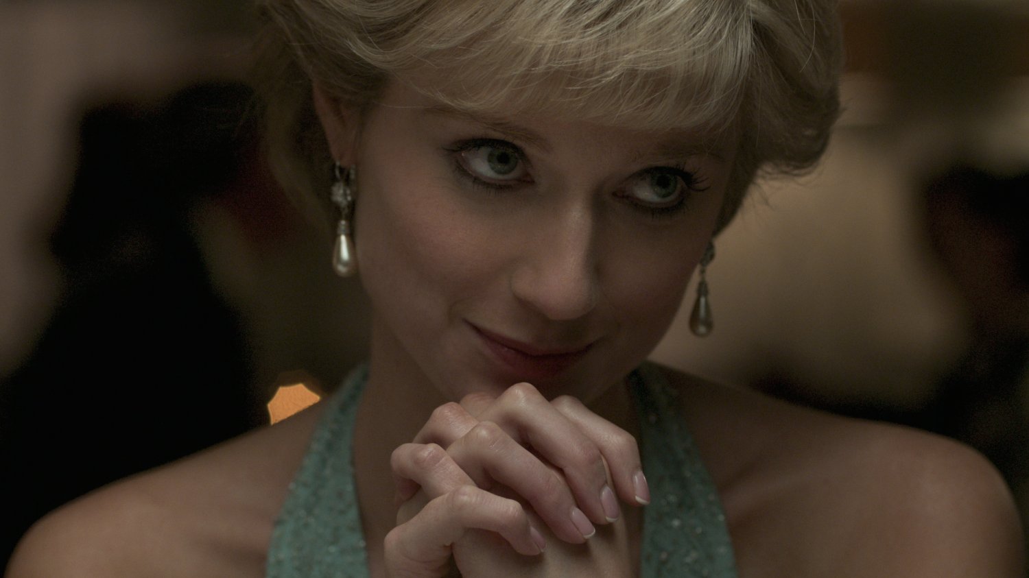 Elizabeth Debicki gra w serialu księżną Dianę. Ojcem aktorki jest Polak