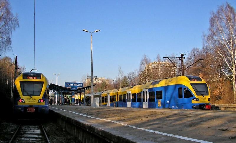 Kiedyś nowoczesne pociągi - własność Województwa Śląskiego - obsługiwały w ramach Przewozów Regionalnych linię Sosnowiec - Tychy. Kiedyś...