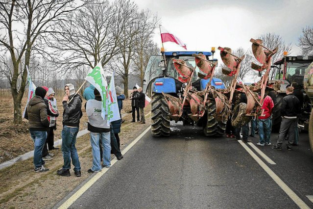 Rolnicy w środę ruszą w "marszu gwiaździstym" na Warszawę. Będą duże utrudnienia komunikacyjne.