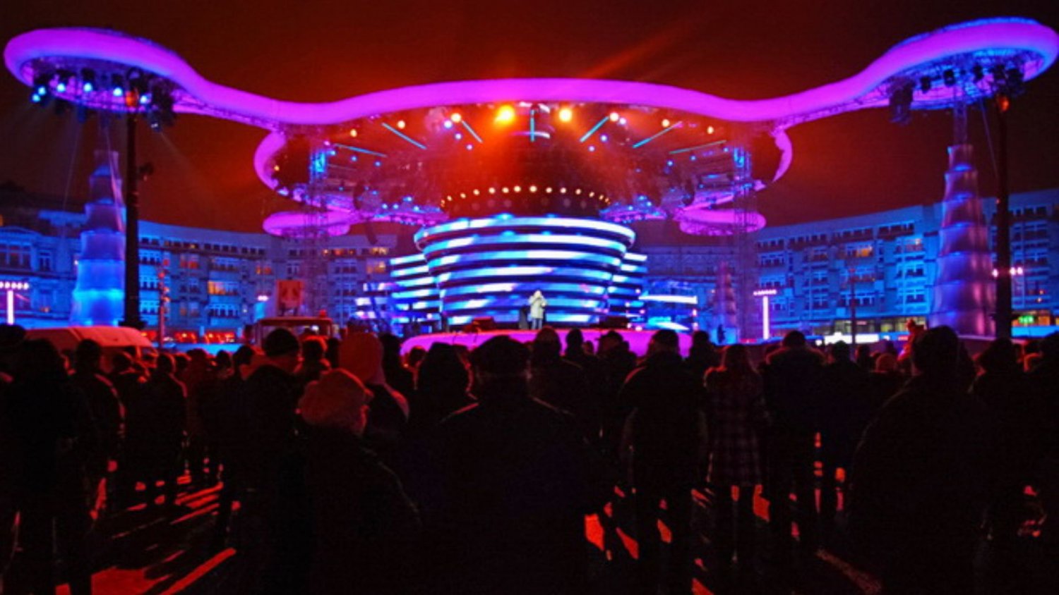 "Sylwestra z Dwójką" w Katowicach jak oblężona twierdza. Znamy długą listę zakazów