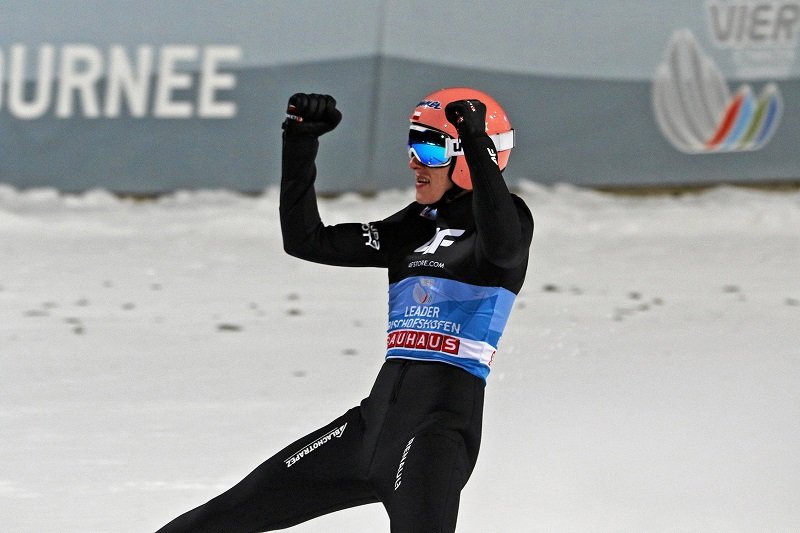 Dawid Kubacki znowu trzeci w Predazzo!