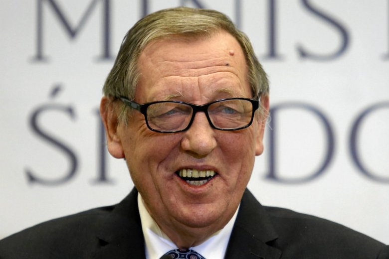 Jan Szyszko chce znaleźć winnych, którzy doprowadzili do zaginięcia tysięcy hektarów siedlisk w Puszczy Białowieskiej, ważnych dla Europy.