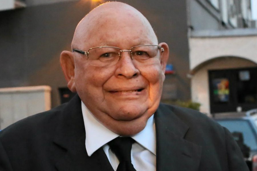 Jerzy Urban musi zapłacić gigantyczną karę za karykaturę Jezusa Chrystusa.