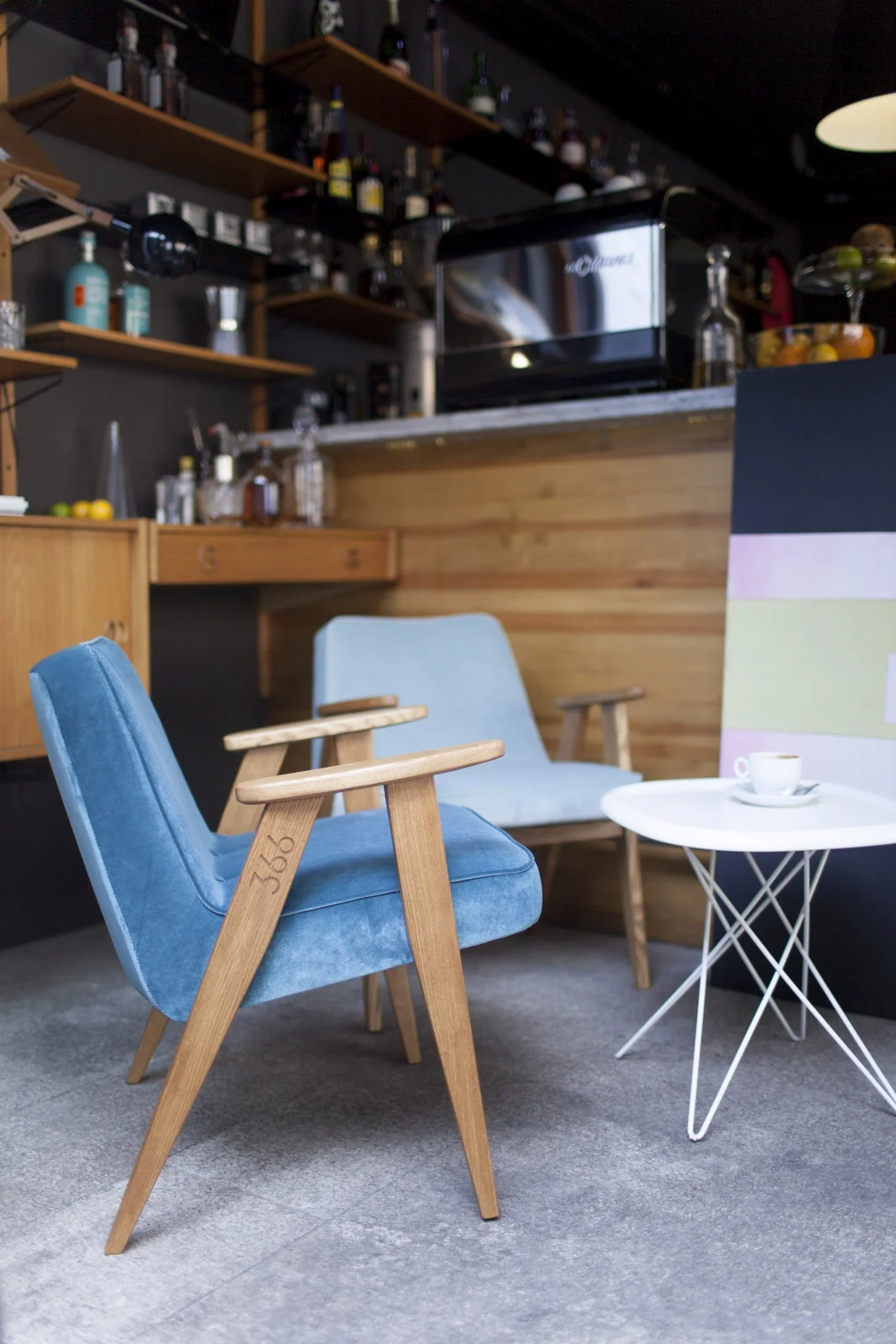 fotel 366 marki 366Concept.