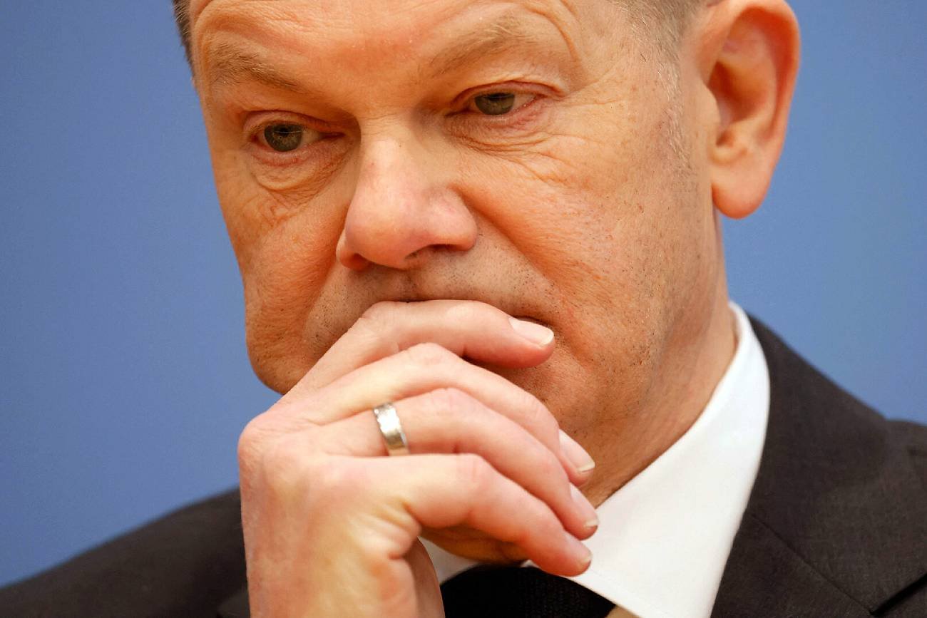 Kanclerz Olaf Scholz notuje rekordowo słabe oceny. Kiepskie sondażowe wieści są także dla SPD.
