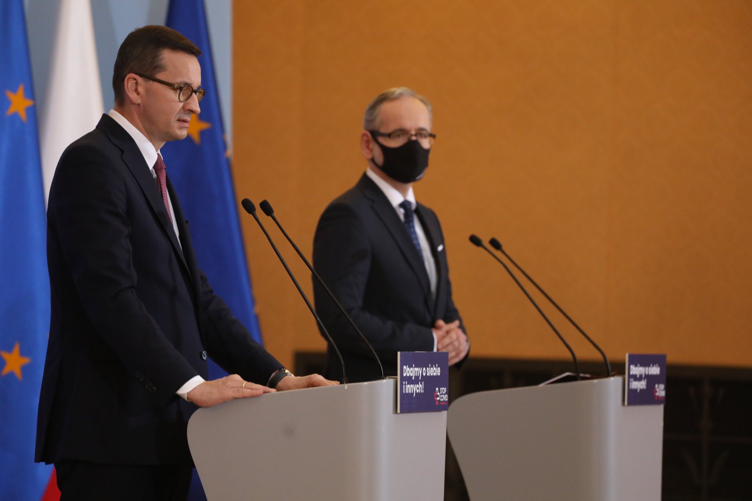 Konferencja prasowa premiera i ministra zdrowia w Warszawie w sprawie epidemii koronawirusa