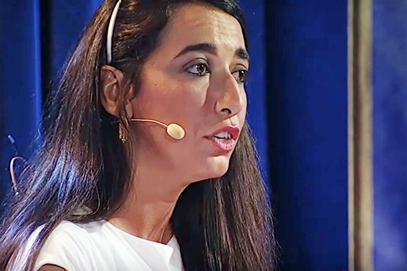 Jenan Moussa w punkt komentuje spór o zamach w Paryżu.