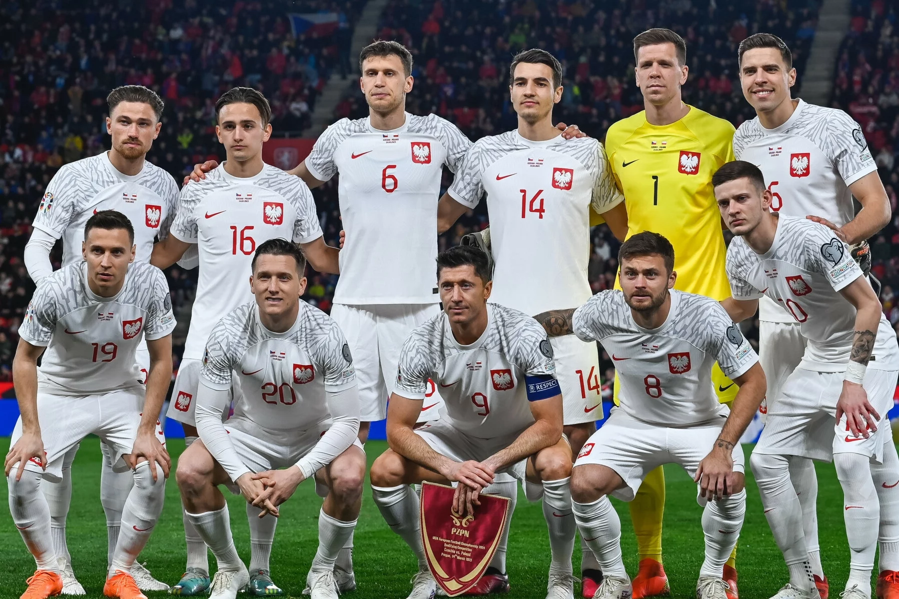 Matty Cash nie zagra w meczu eliminacji ME z Albanią. Opuścił zgrupowanie