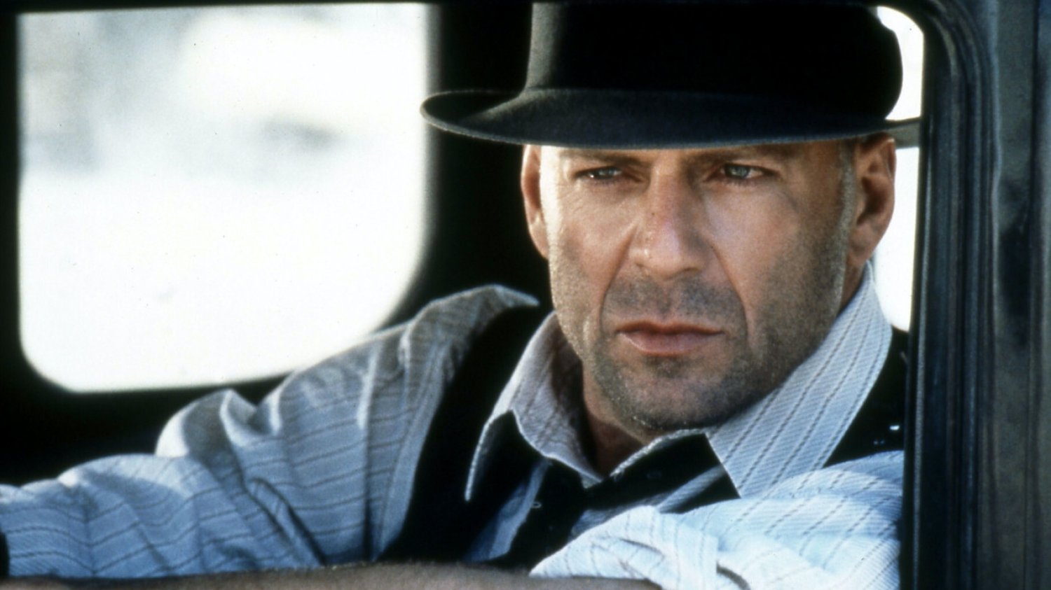 Na afazję choruje Bruce Willis. Na afazję choruje Bruce Willis.