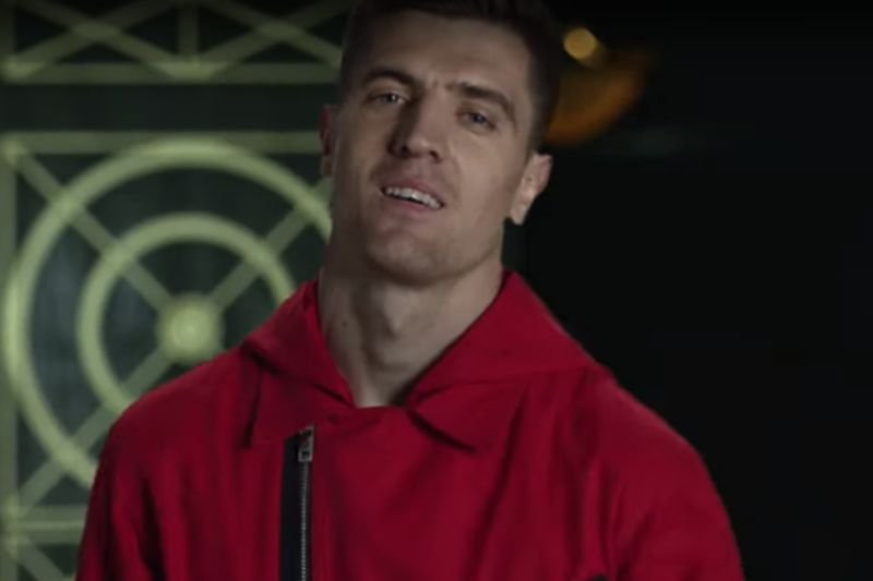 Piłkarz pojawił się w spocie promującym nowy sezon "Domu z papieru".