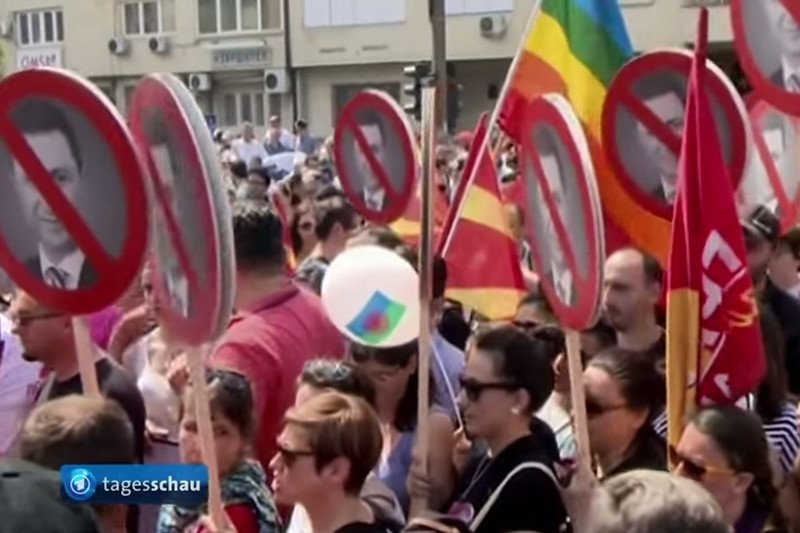Antyrządowe protesty na ulicach Skopje.
