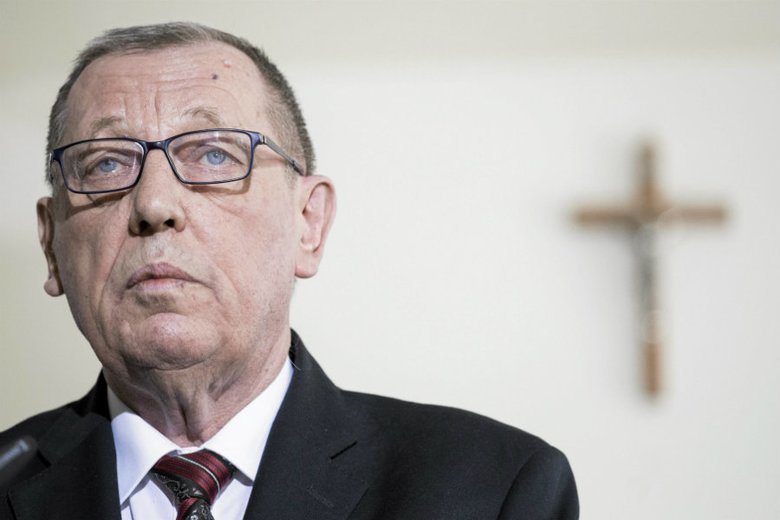 Jan Szyszko i Konrad Tomaszewski na celowniku prokuratury? Dwaj urzędnicy mogą mieć problemu w związku z masową wycinką drzew w Puszczy Białowieskiej.