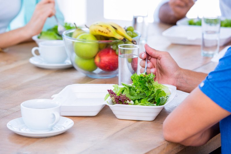 Sałata jest zdrowa, ale odżywianie się tylko sałatą, nie bardzo...