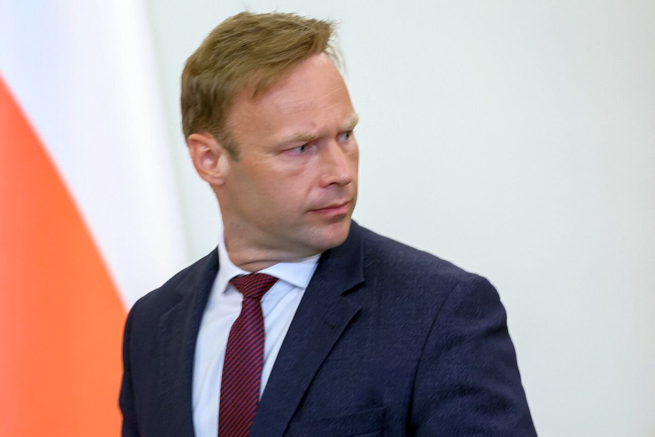 Marcin Mastalerek, prezydencki minister, dziwi się słowom Przemysława Czarnka, który nazwał Zełenskiego "głupkiem"