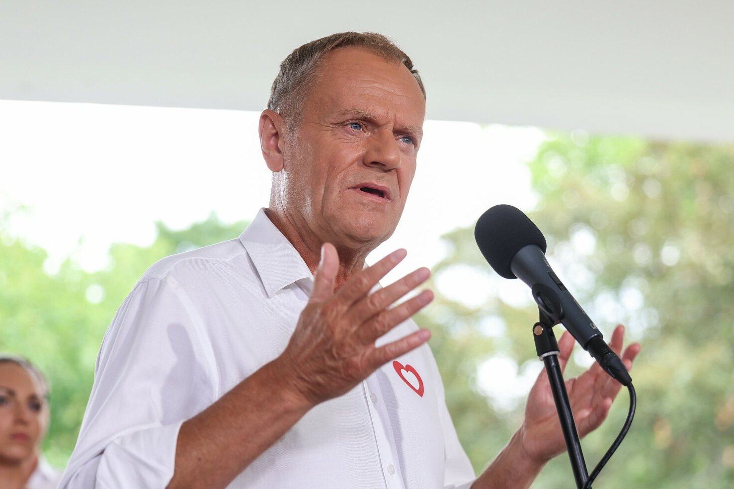 Adam Niedzielski stracił stanowisko. Donald Tusk mocno skomentował jego dymisję.