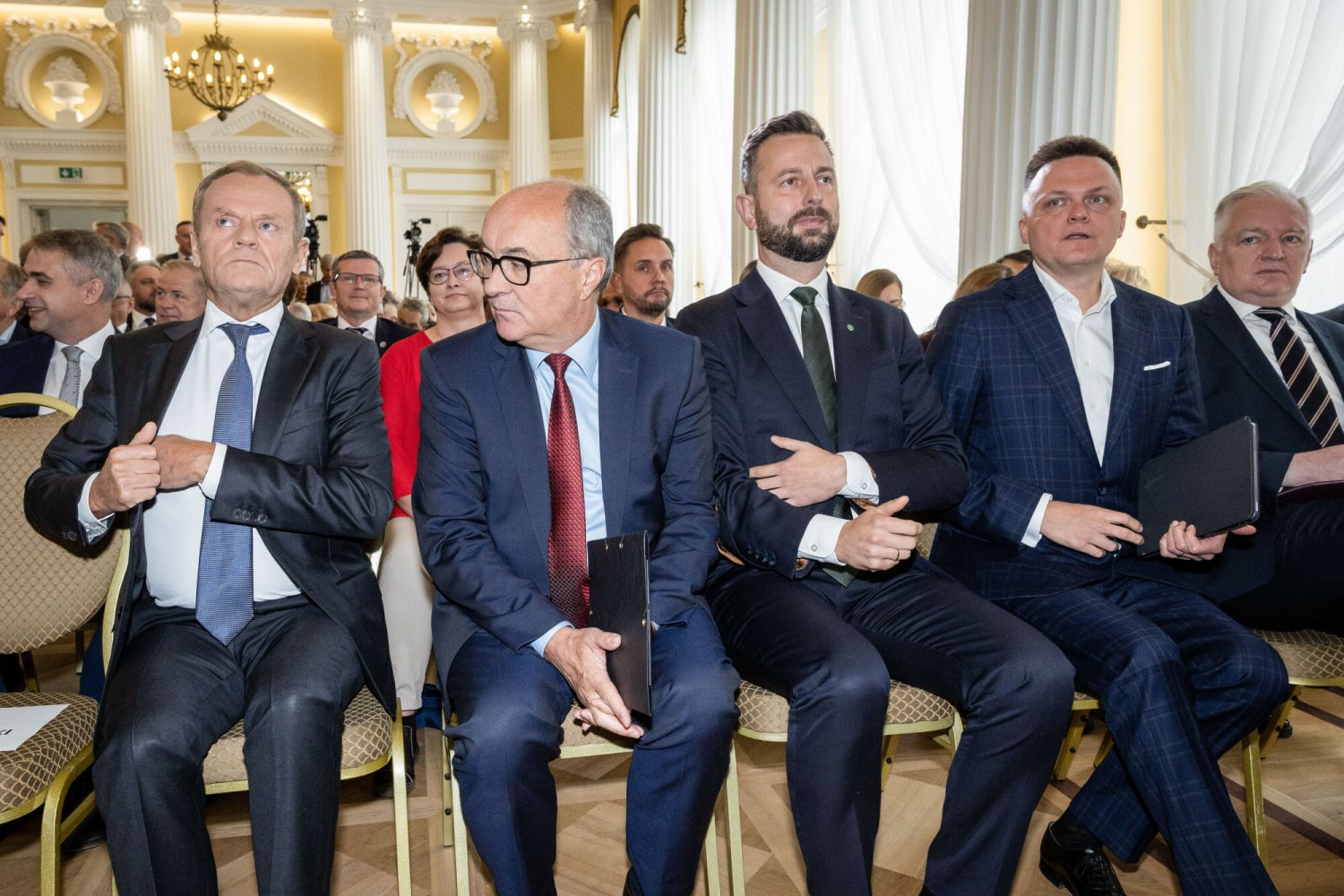 Donald Tusk z KO, Włodzimierz Czarzasty z Lewicy, Władysław Kosiniak-Kamysz z PSL i Szymon Hołownia z Polski 2050.