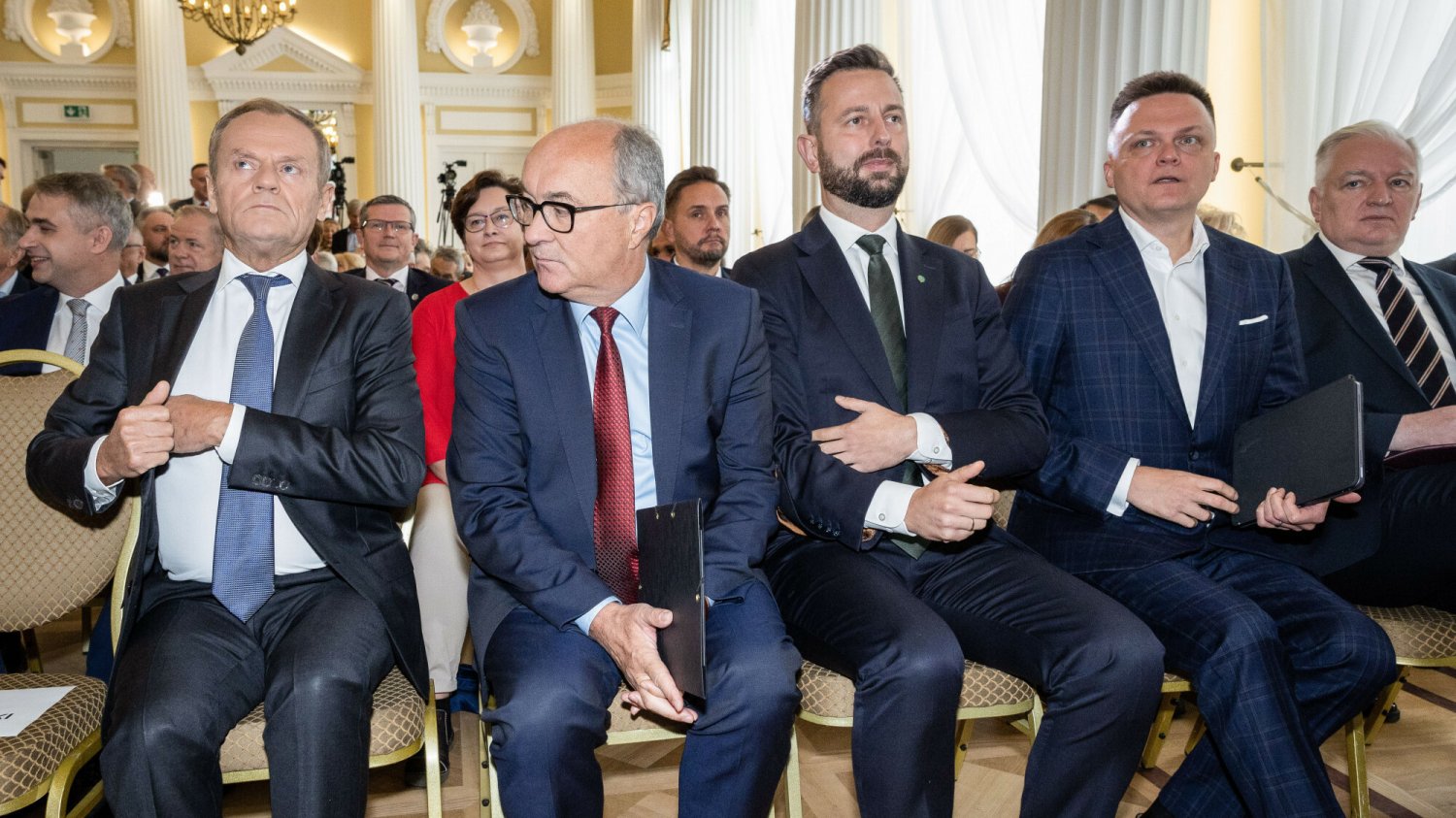 Donald Tusk z KO, Włodzimierz Czarzasty z Lewicy, Władysław Kosiniak-Kamysz z PSL i Szymon Hołownia z Polski 2050.