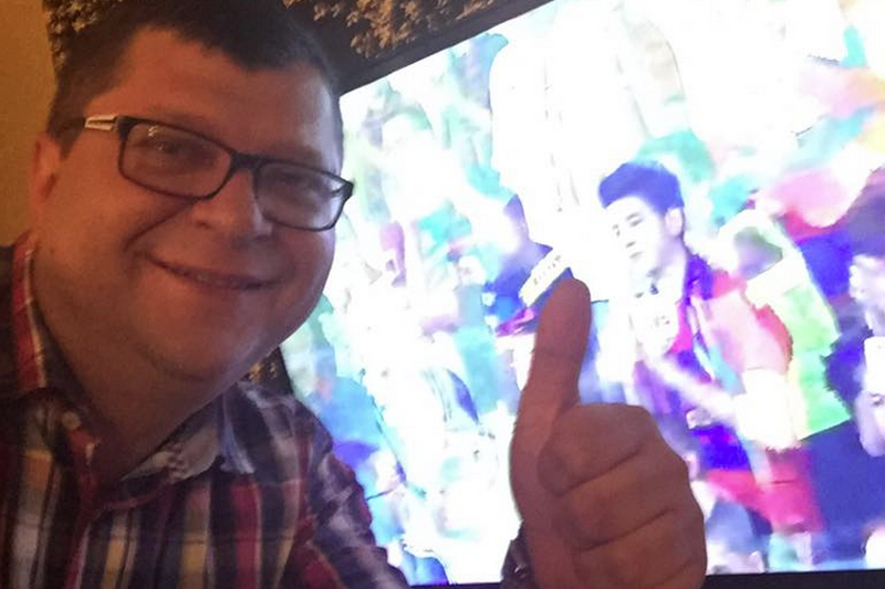 Stonoga opuścił Polskę.