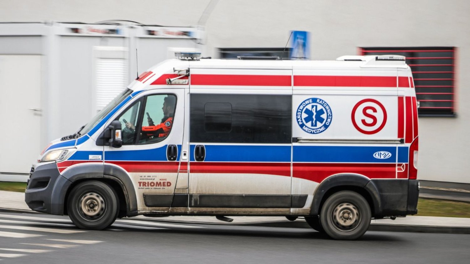 Szokujący wypadek w Otwocku. Nie żyje lekarka, matka trójki dzieci. Tragiczny wypadek w szpitalu w Otwocku. Nie żyje matka trójki dzieci.