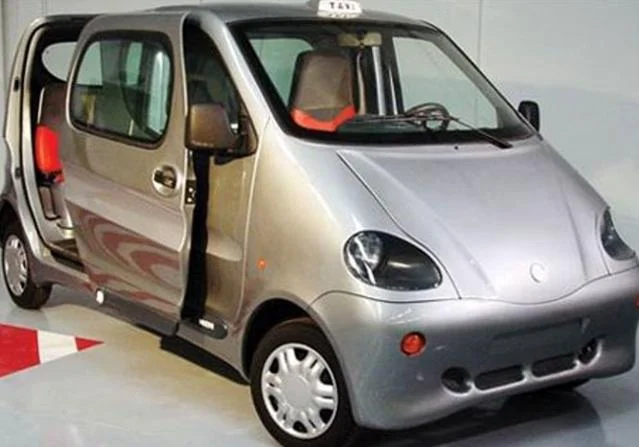 Tata Air Car - trudno go sobie wyobrazić w Polsce w roli auta rodzinnego. Ale w Indiach może zrobić prawdziwą furorę.