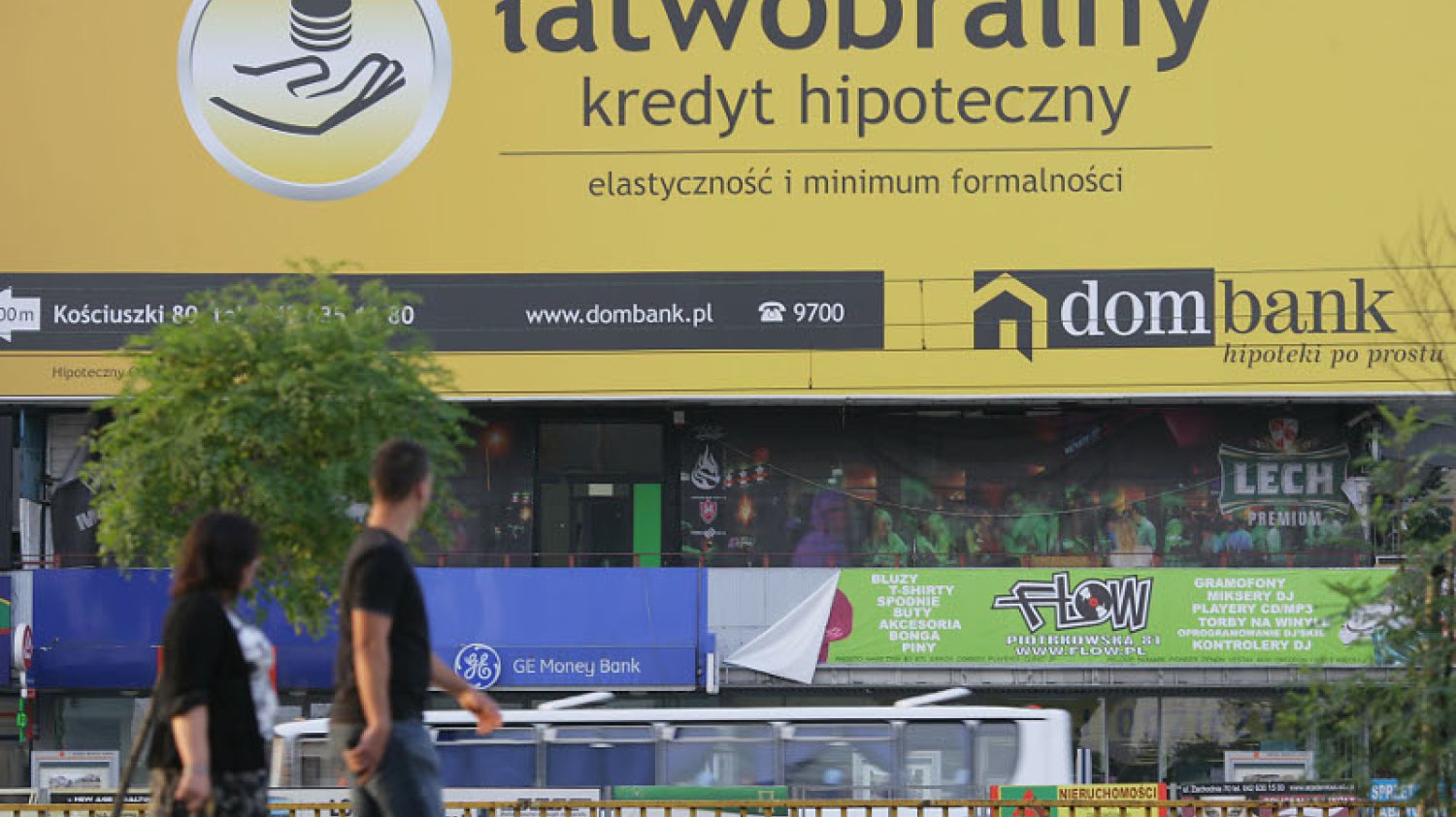 Kredyt mieszkaniowy jest na razie stosunkowo łatwy do spłacenia. Ale tak nie musi być zawsze.