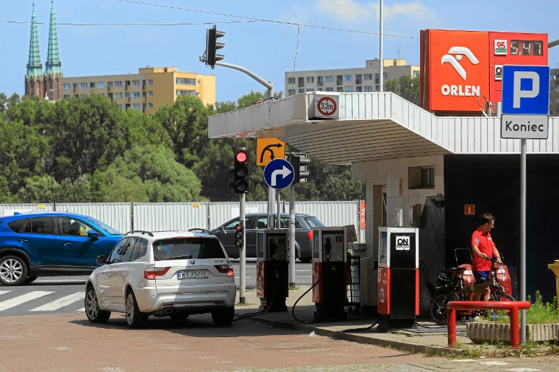 Paliwo może podrożeć nawet o 25 groszy na litrze.