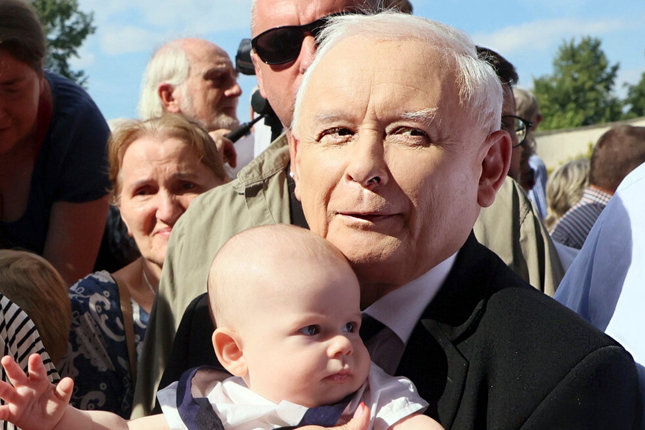 Prezes PiS wygłosił, jakie ma dobre rady dla kobiet ws. dzieci.