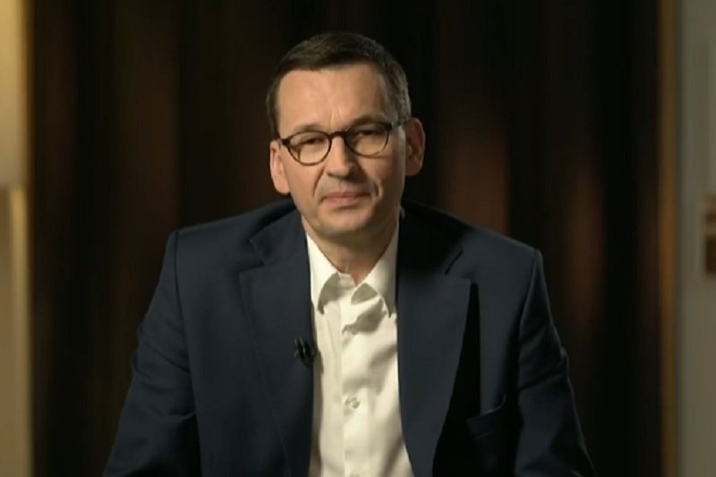 Mateusz Morawiecki w Q&A wyjaśnił, po co obowiązek dystansowania się między członkami rodziny.
