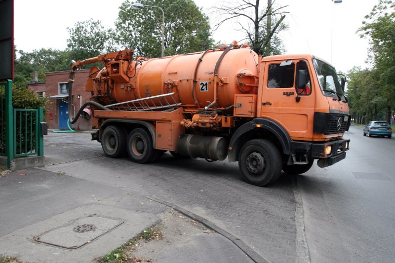 Szambiarki w Warszawie? Wbrew pozorom to wcale nie jest rzadki widok.