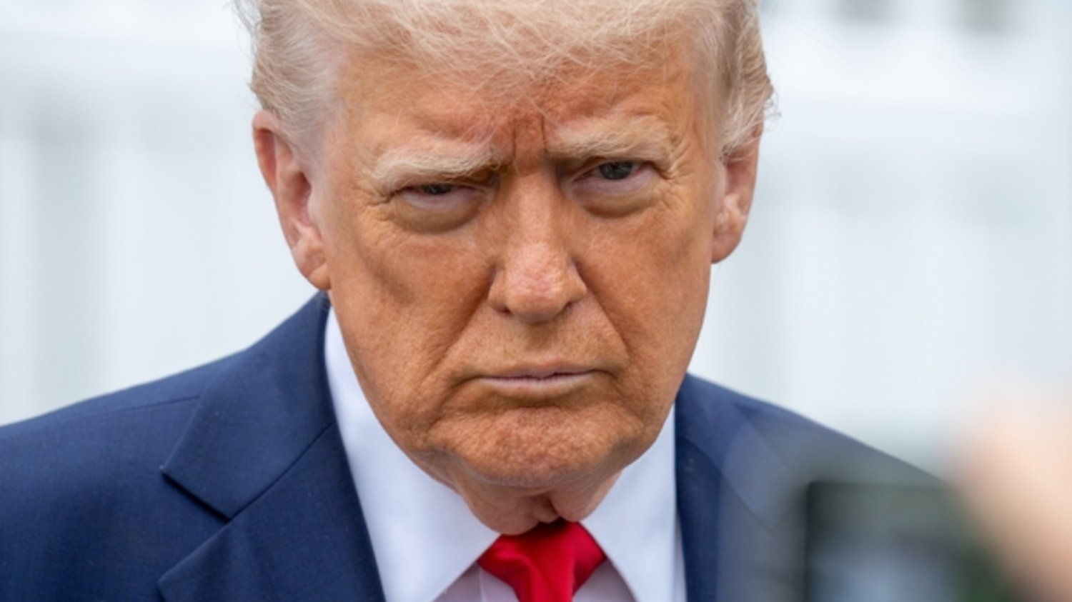 Donald Trump chce obniżyć ceny leków i wysokość składki zdrowotnej w USA. Czy polski NFZ też pójdzie w tym kierunku? Donald Trump chce obniżyć ceny leków i wysokość składki zdrowotnej w USA. Czy polski NFZ też pójdzie w tym kierunku?