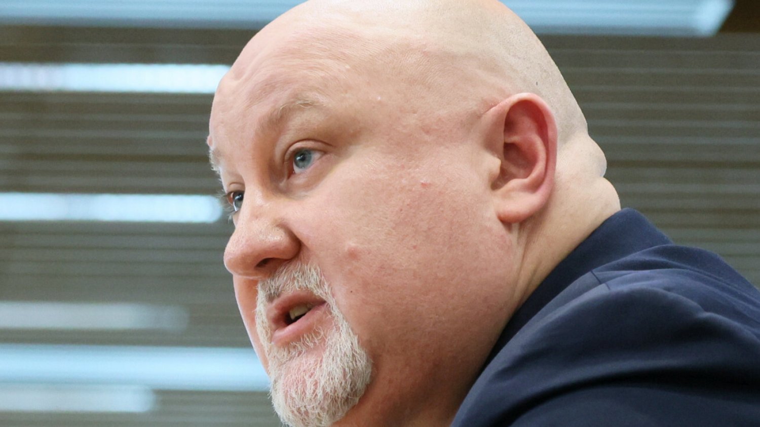Były konsul z Hongkongu o aferze wizowej PiS. "Przyszło 17 maili z nazwiskami".