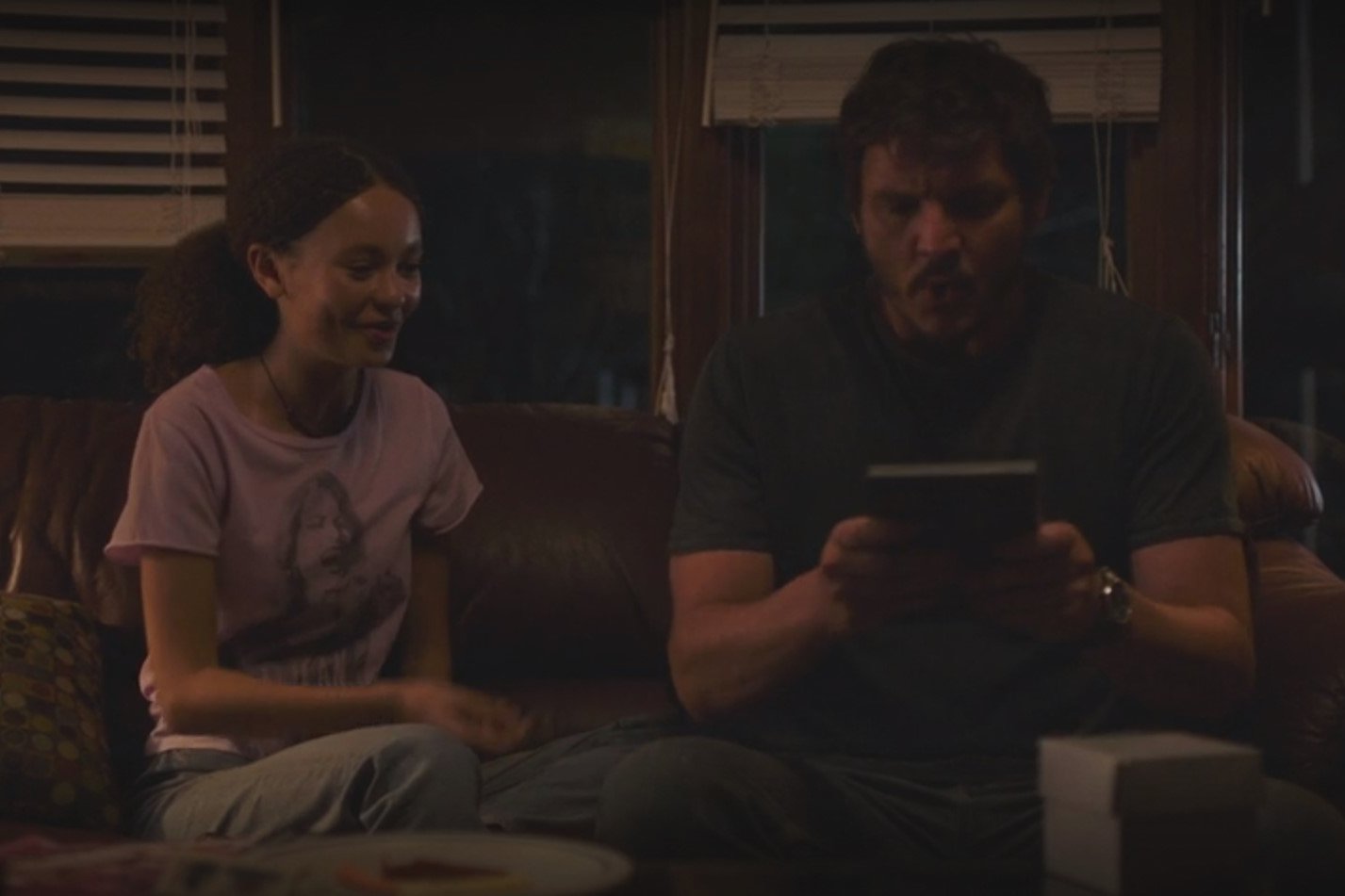 the last of us 1 odcinek easter egg curtis and viper 2 o co chodzi