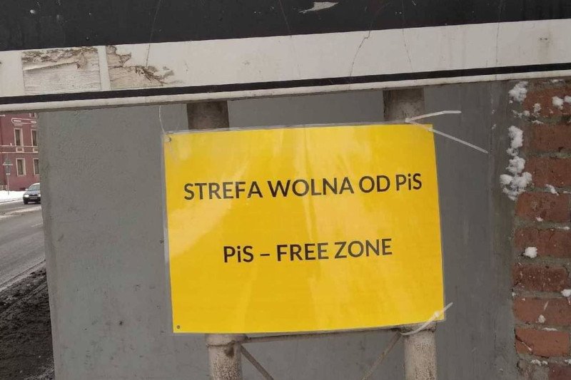 Jarosław Kaczyński zdecydował o rozwiązaniu lokalnych struktur Prawa I Sprawiedliwości w Wałbrzychu.