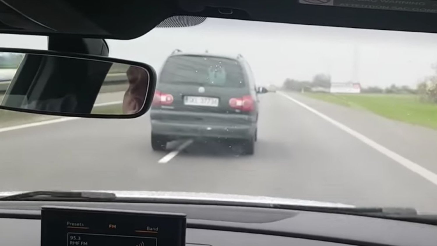 Na autostradzie A4 doszło do kuriozalnej sytuacji z kierowcą volkswagena.