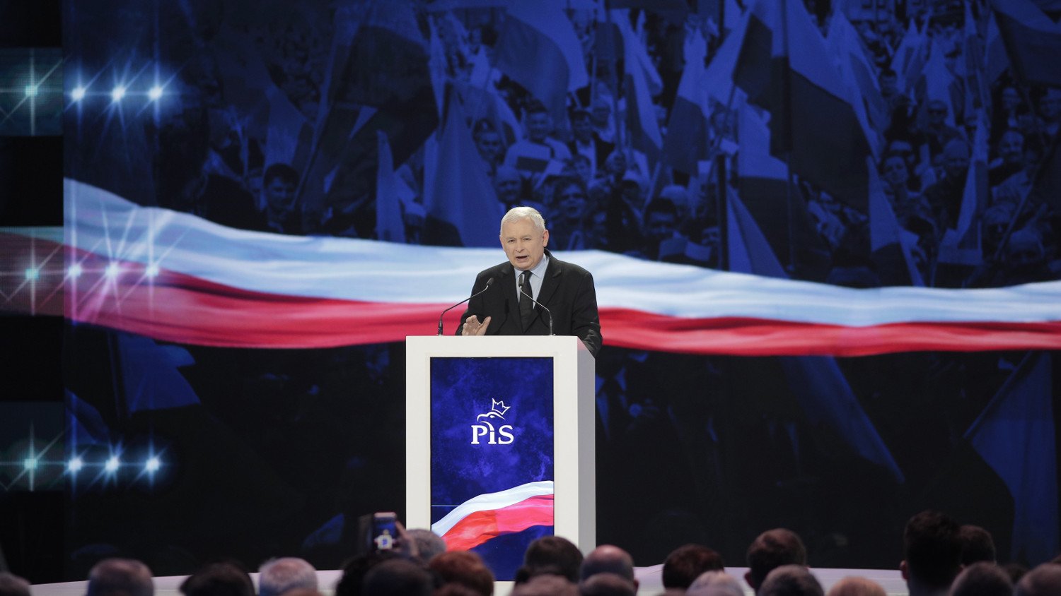 PiS wygrywa wybory do PE. Skąd takie poparcie?