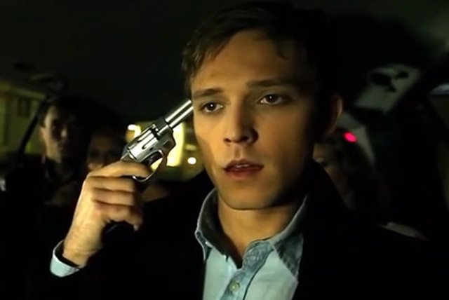 Policja przypomina, że jazda z pijanym kierowcą przypomina rosyjską ruletkę