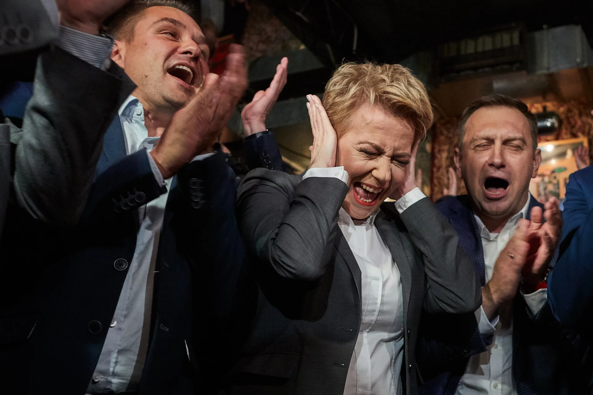 Prezydent Łodzi Hanna Zdanowska podczas ogłoszenia wstępnych sondażowych wyników w wyborach samorządowych