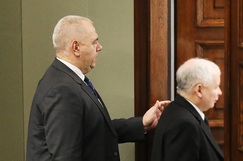 Mózg afery SKOK Wołomin miesza w tę sprawę m.in. niezwykle wpływowego w PiS Jacka Sasina.
