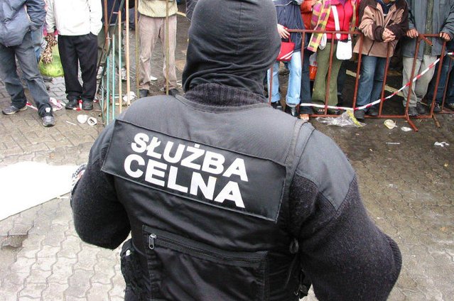 Mimo oficjalnego prężenia muskułów polskie granice nie są dobrze strzeżone