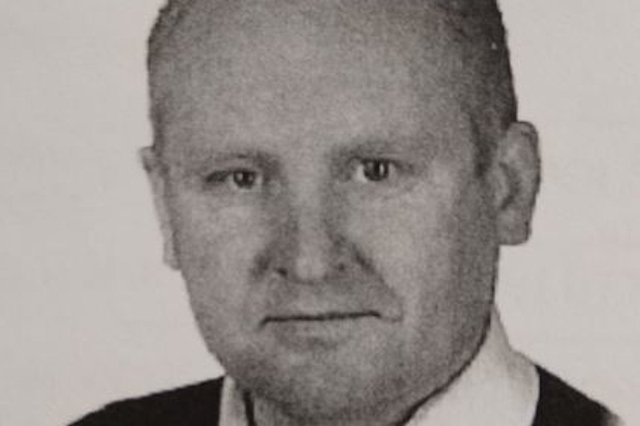 Policjanci z Częstochowy opublikowali wizerunek 52-letniego Jacka Jaworka podejrzanego o zabójstwo w Borowcach.