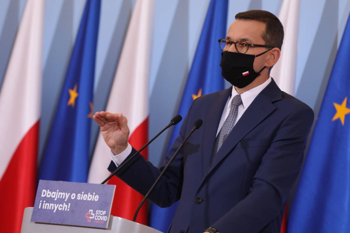 Według Jakuba Kuleszy z Konfederacji, Mateusz Morawiecki ma ogłosić nowe obostrzenia w środę. Prawdopodobny jest pełen lockdown.