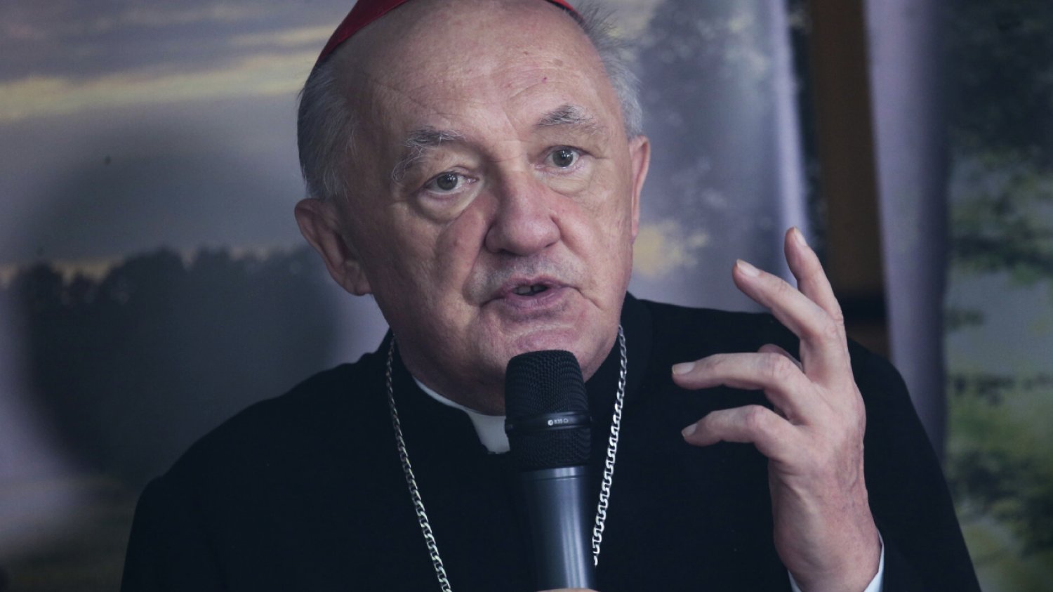 Kardynał Kazimierz Nycz wygłosił kazanie o małżeństwie. Wykluczył w tym osoby LGBTQ