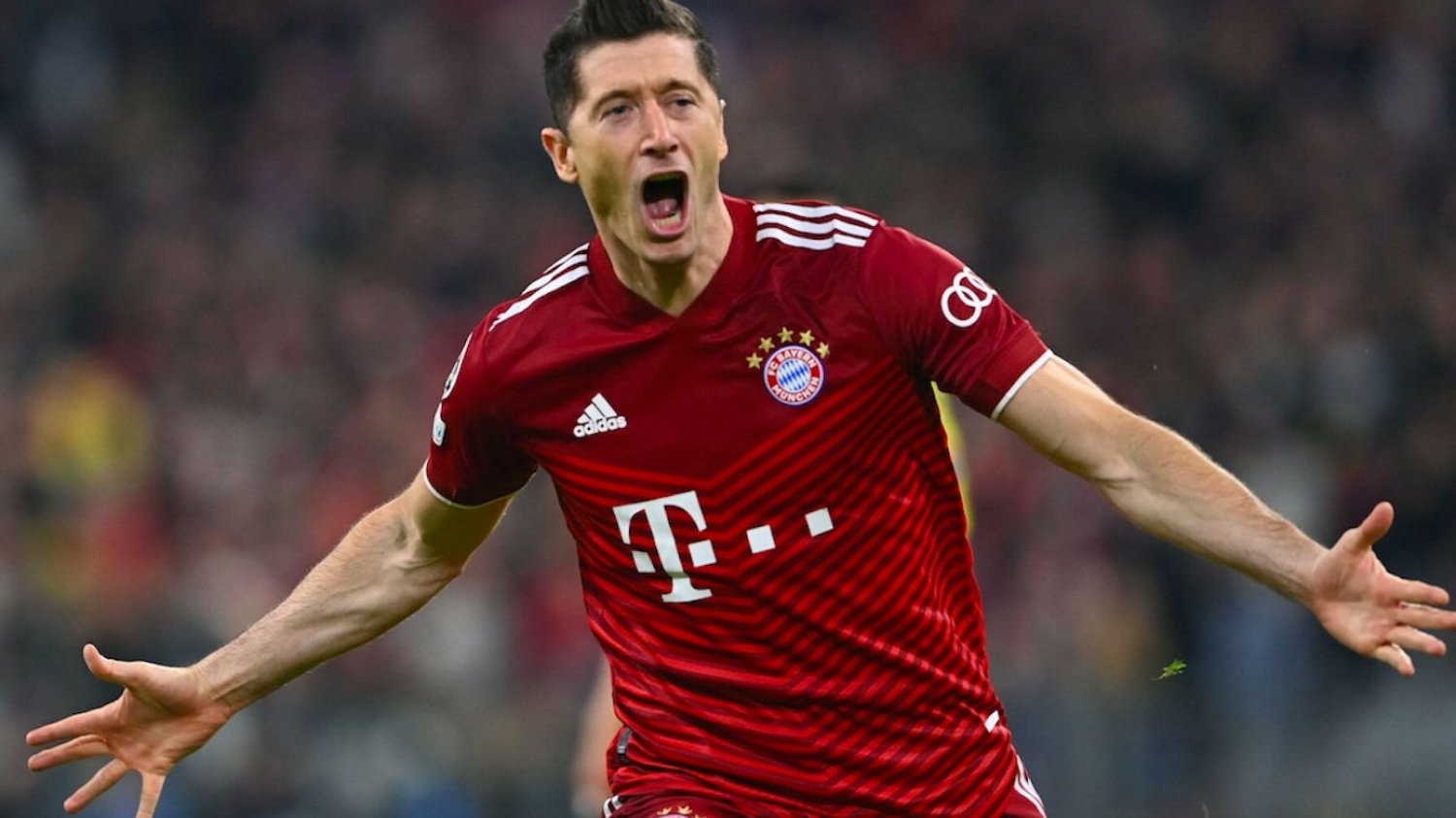Robert Lewandowski. Agent piłkarza o jego transferze z Bayernu Monachium do FC Barcelony.